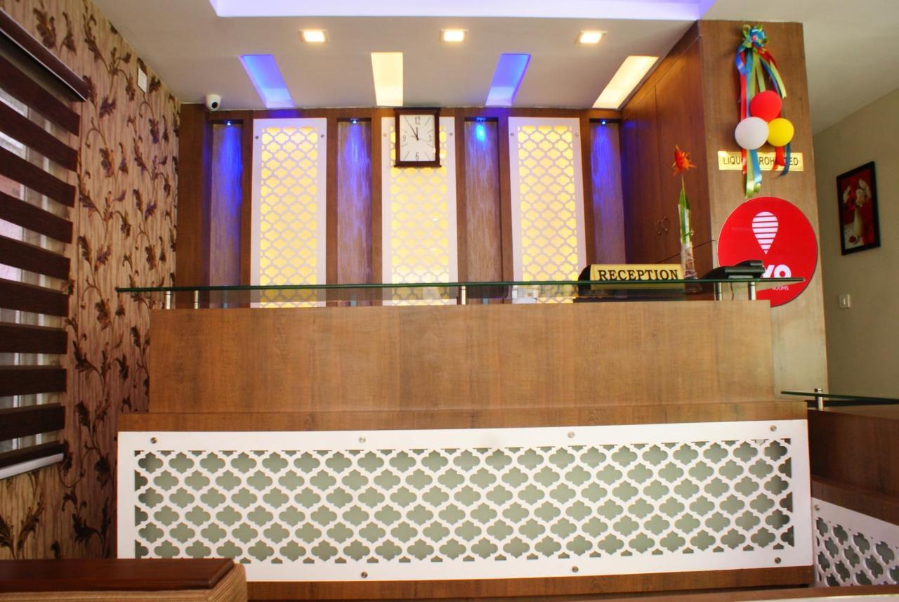 Collection O 8267 Galaxy Inn Kochi Dış mekan fotoğraf
